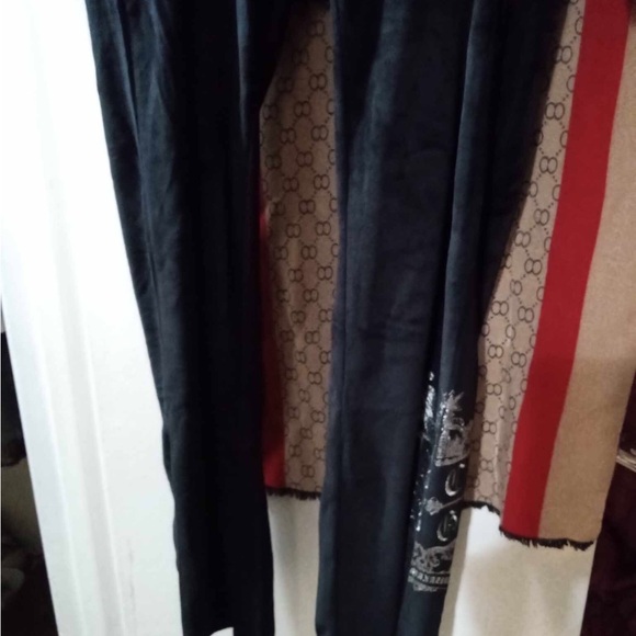 *NWT* BCBG MAXAZRIA LARGE. Cute with price coordinated Detailing.👌 - Picture 4 of 8